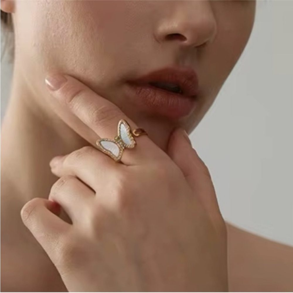 Stainless steel butterfly adjustable ring